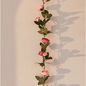 Urban outfitters rose garland